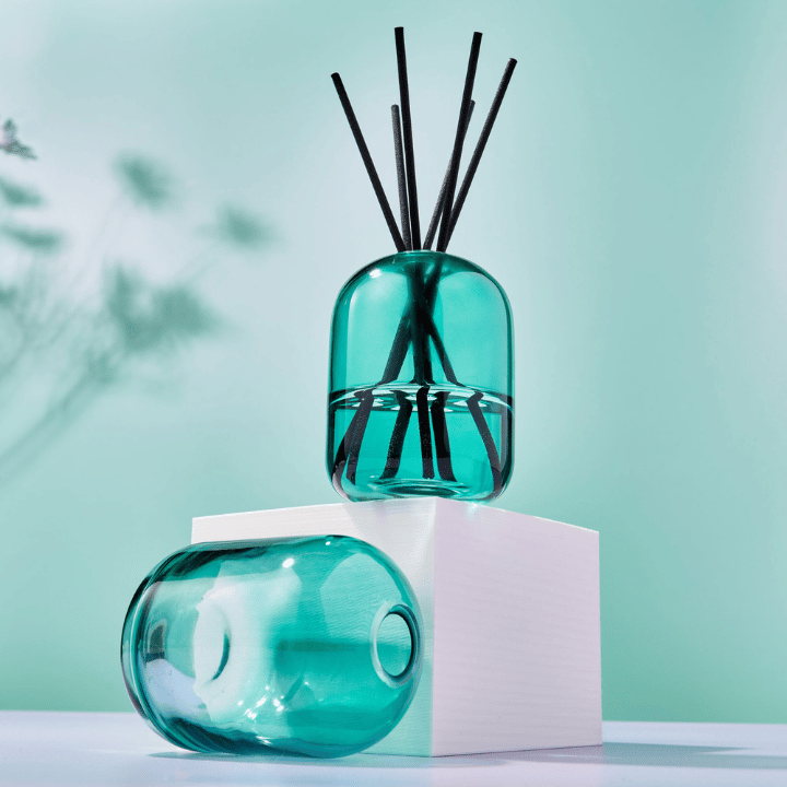 Lime, Basil & Mandarin Reed Diffuser in Forest Green Hera