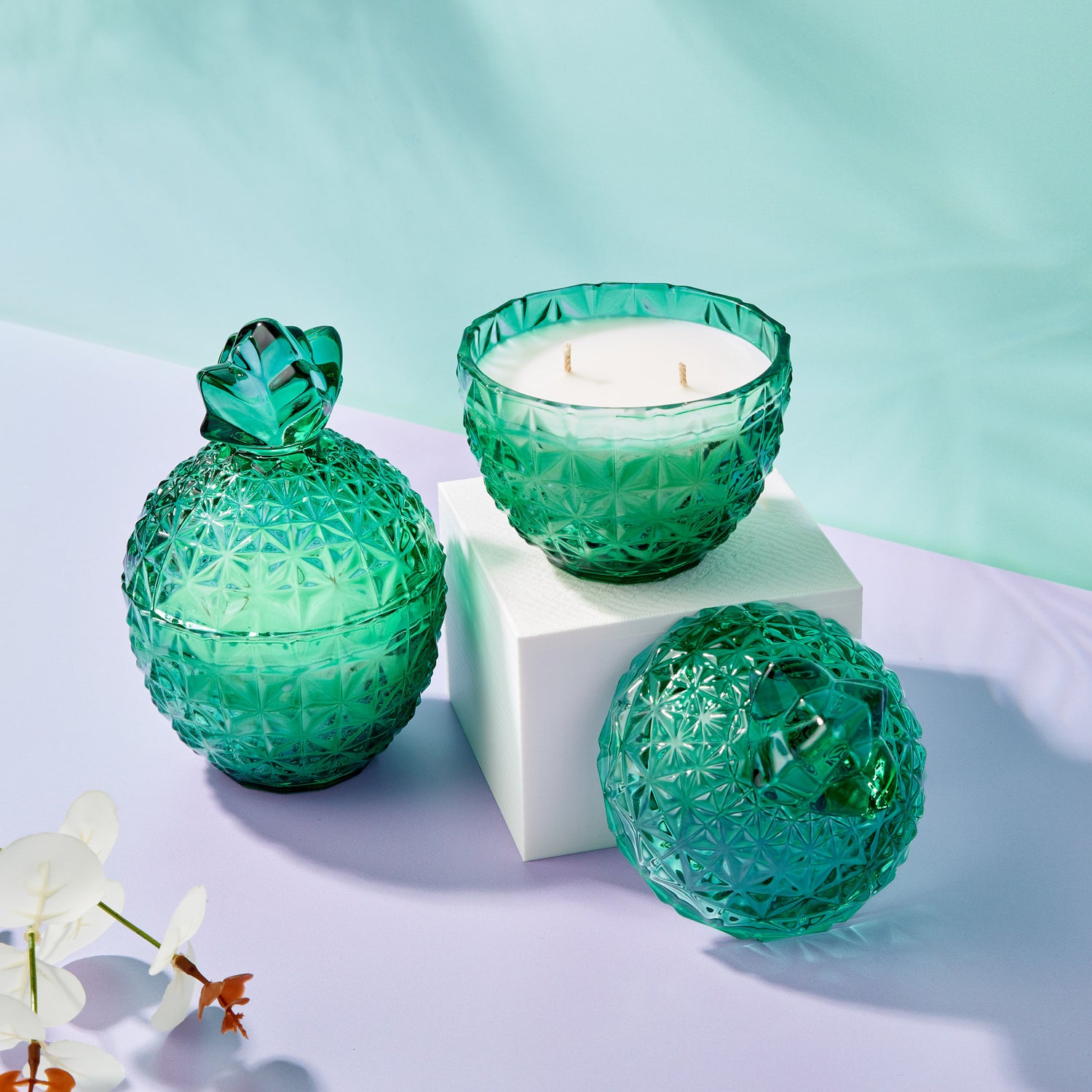 Winter Vibes Scented Candle in Racing Green Nancy Glass