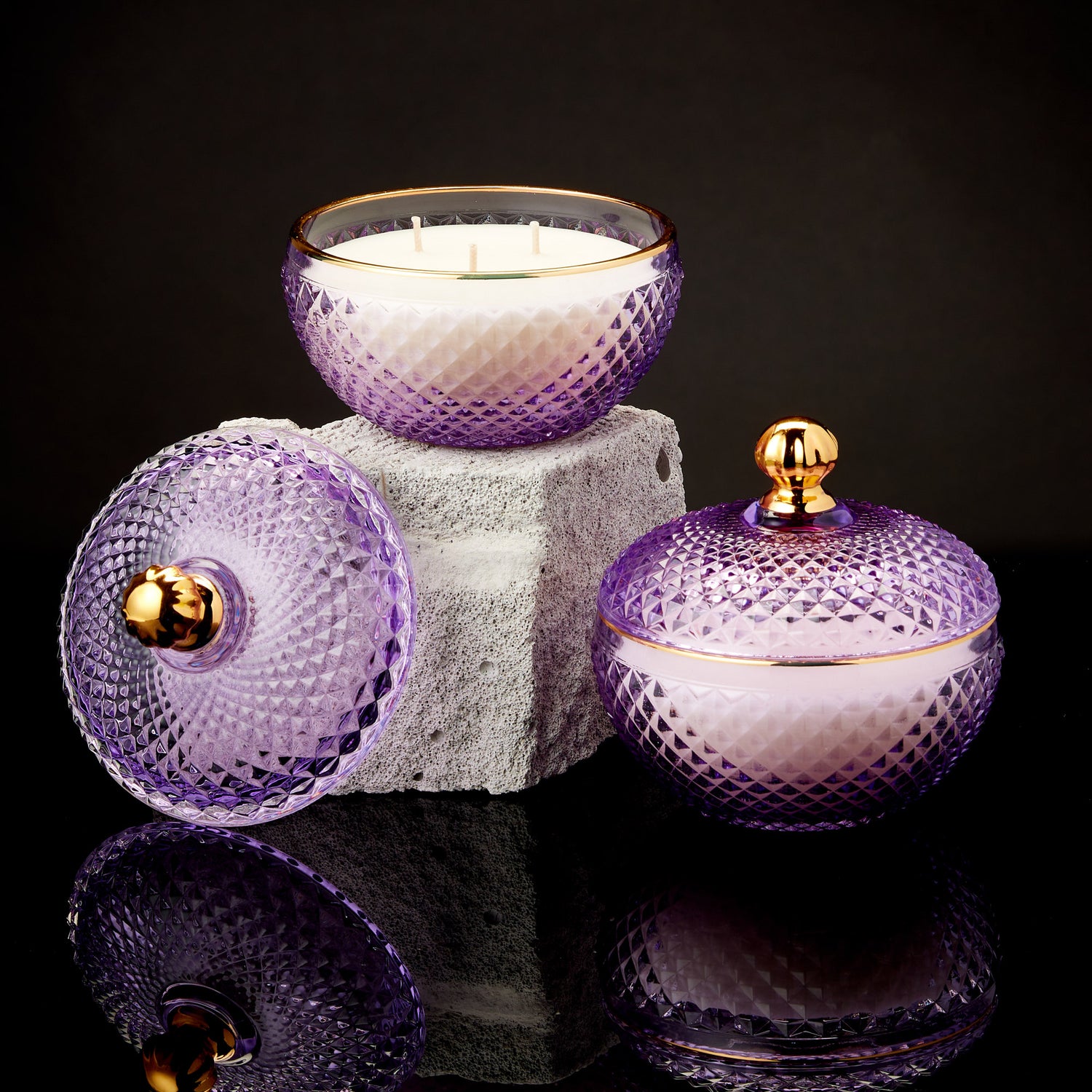 Scented candle - Luna Collection in Purple